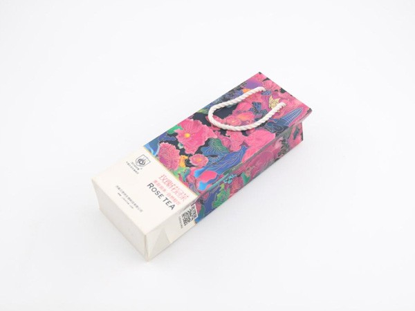 要想包裝禮品盒定做好，創(chuàng)意插畫少不了